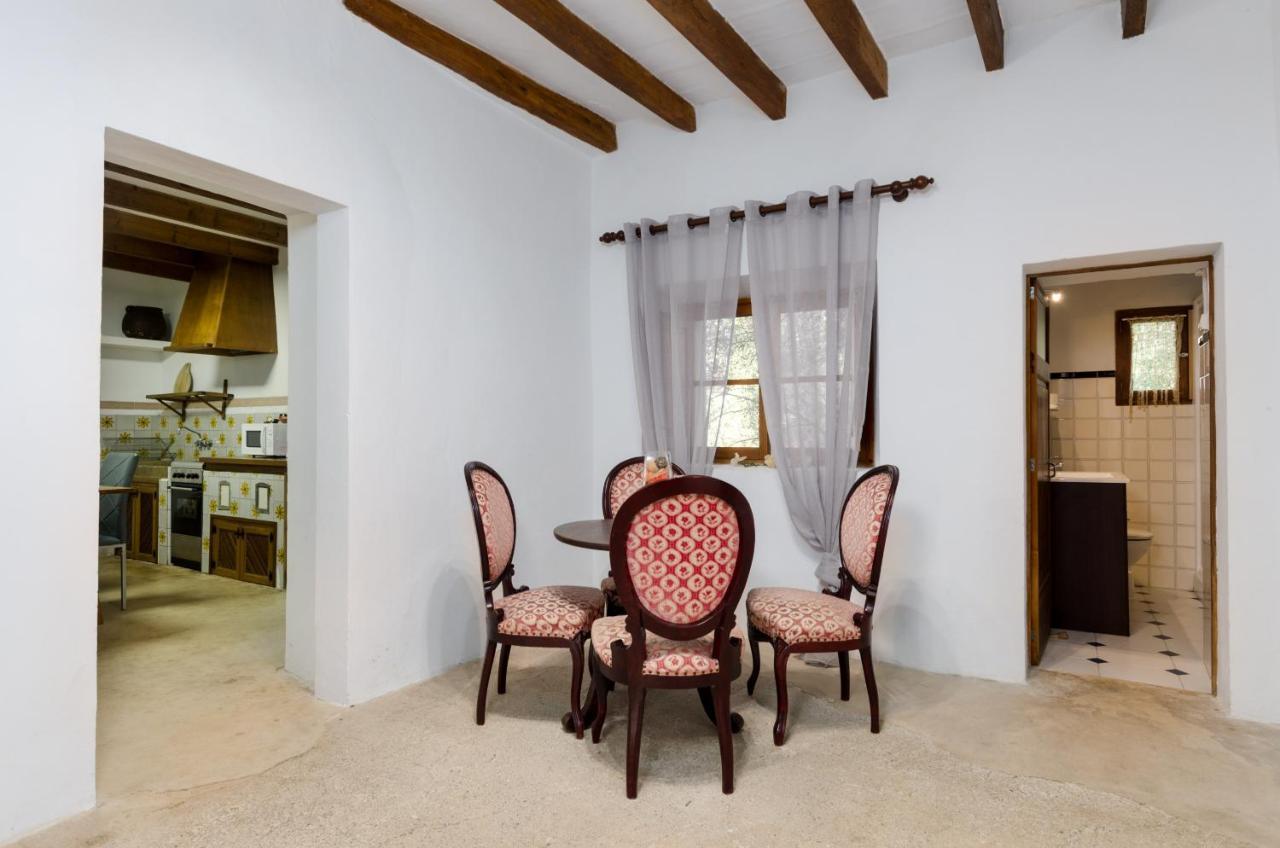 Yourhouse Llampi, Quiet In The Countryside With Private Pool *