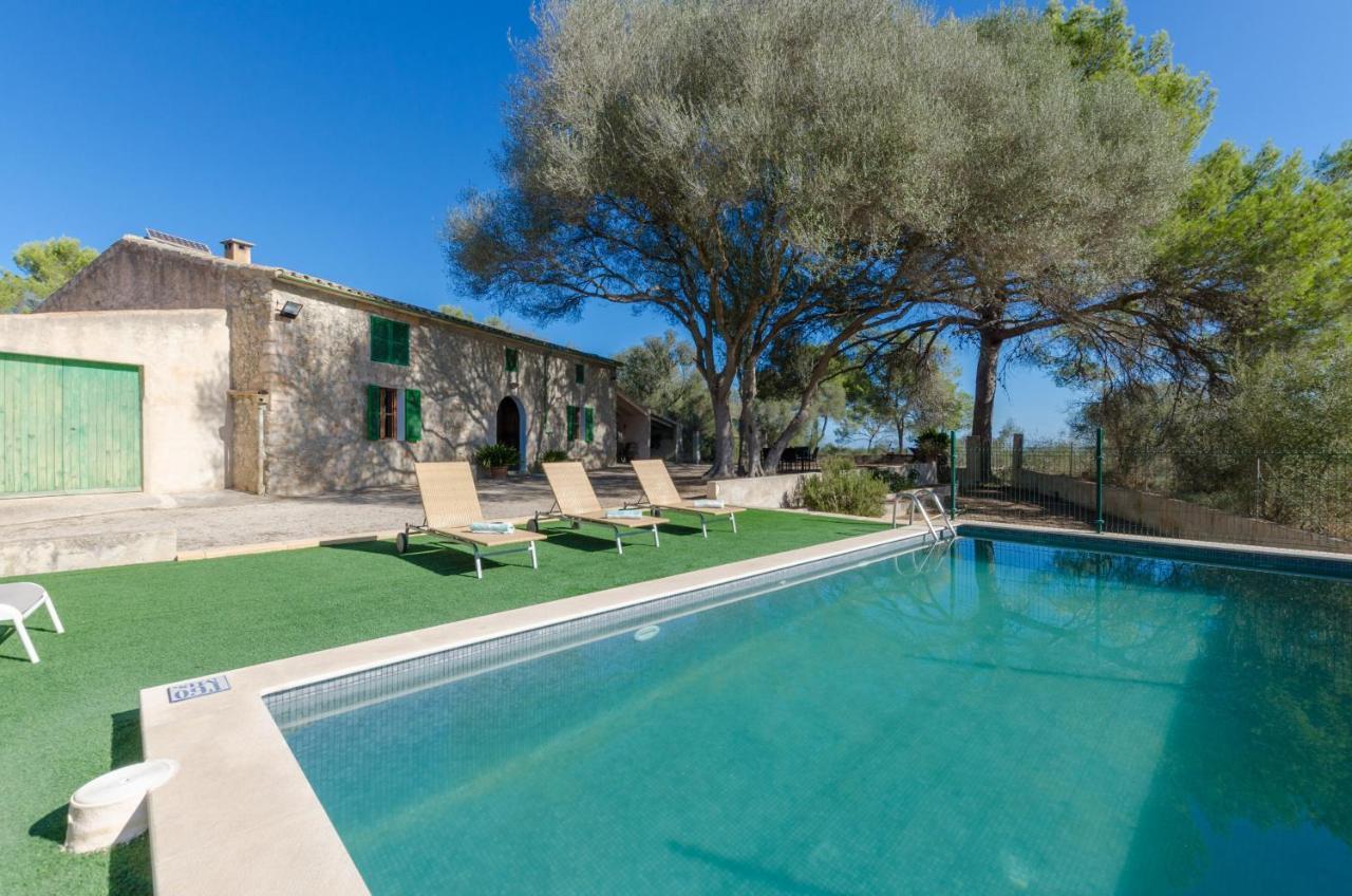Yourhouse Llampi, Quiet In The Countryside With Private Pool