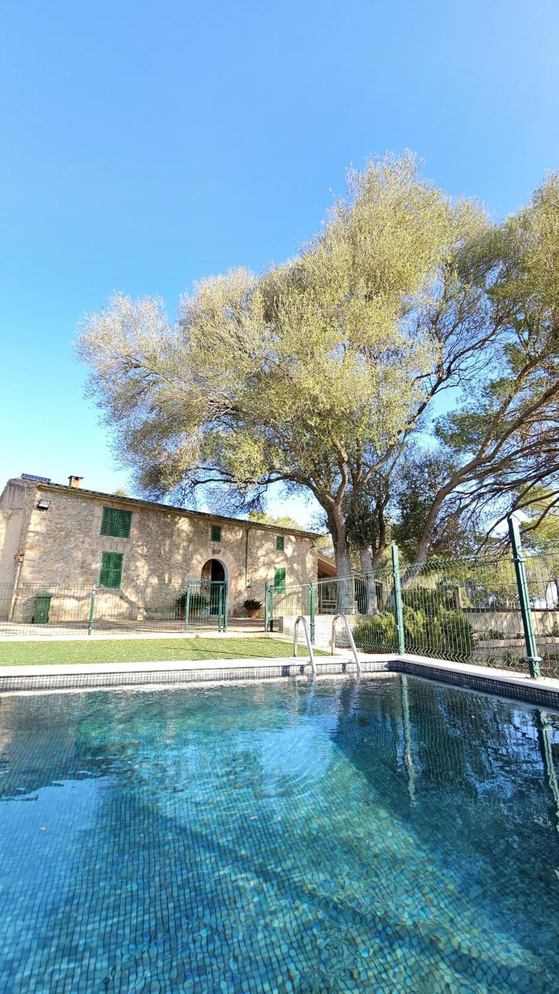 Villa Yourhouse Llampi, Quiet In The Countryside With Private Pool *
